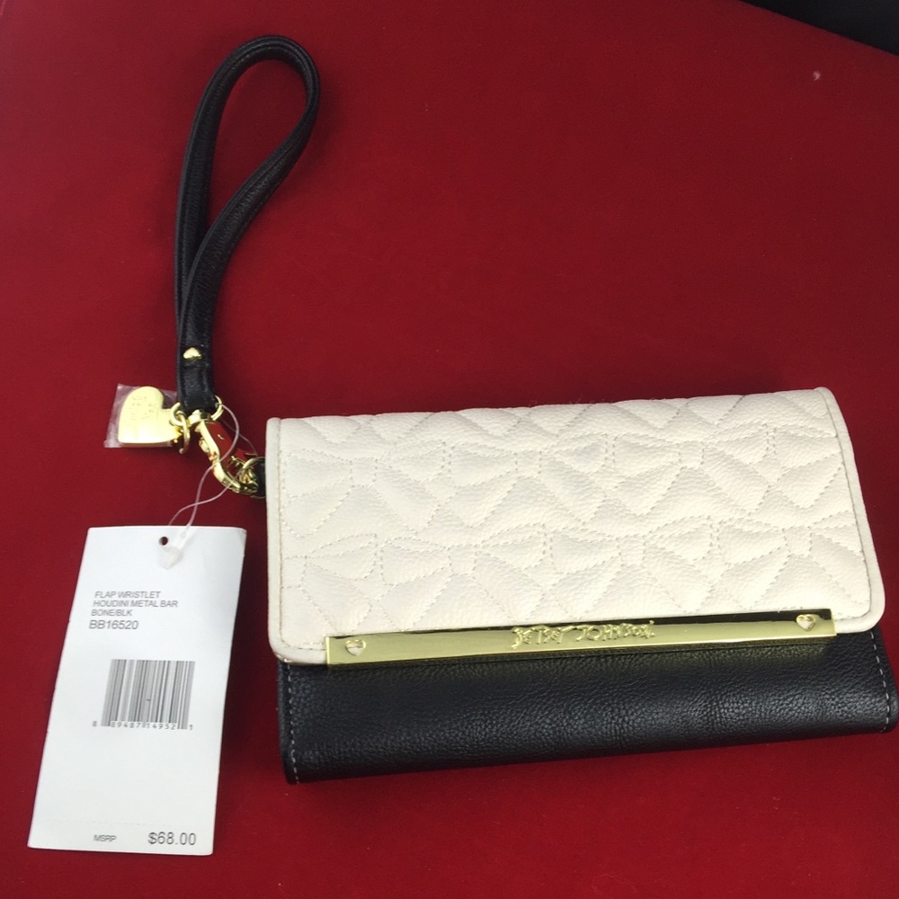 BETSEY Johnson NEW flap closed wristlet - Picture 2 of 7